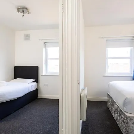 아파트 Spacious 2 Bed House - 20 Min Bus To Center 더블린